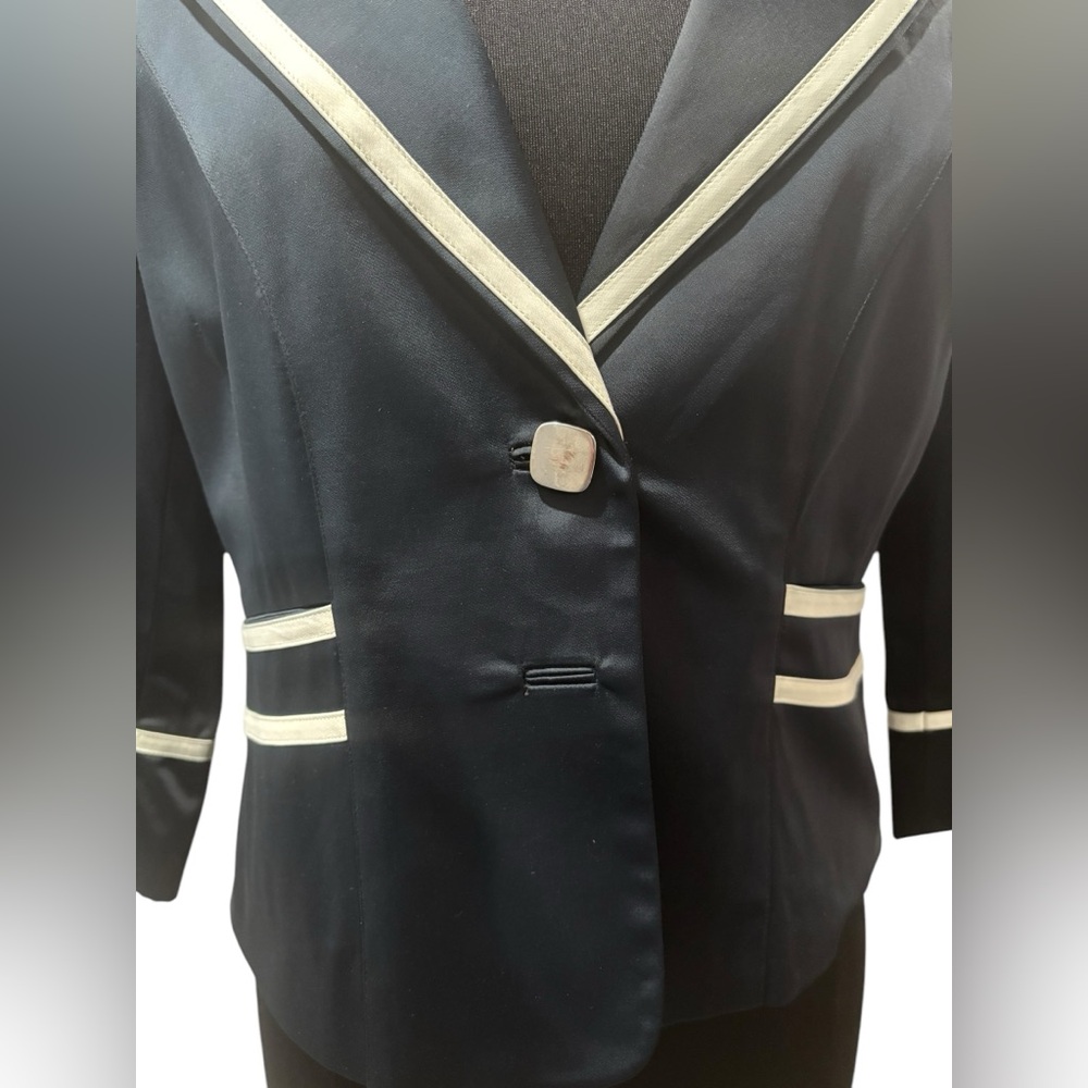 Sharagano’s Women’s Navy Blue Blazer w/ White Trim-size 12 - Picture 8 of 11